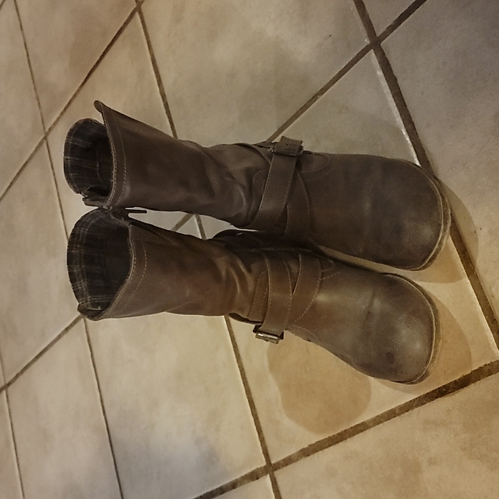 Size 6 boots
